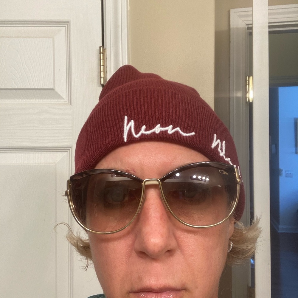 Sunglasses - Picture 4 of 4